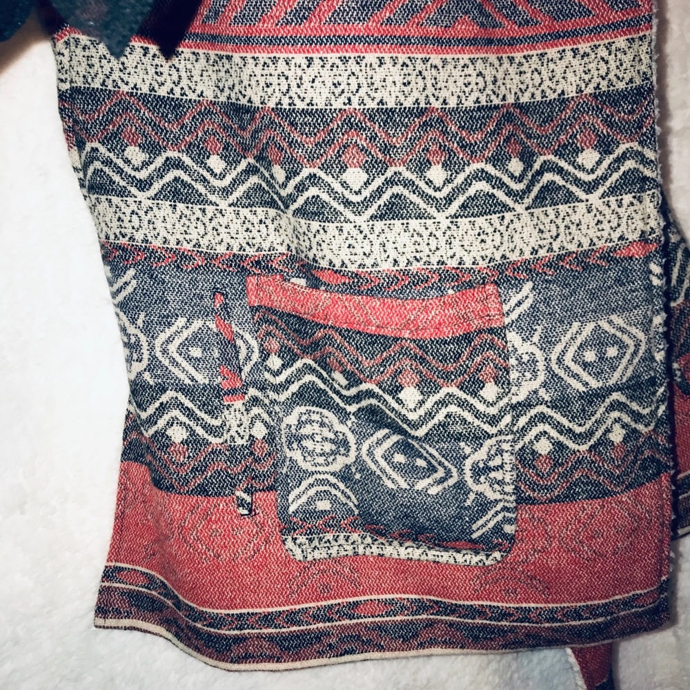 Vest - Picture 3 of 3
